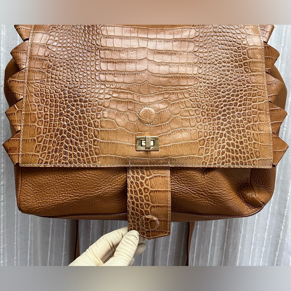 Lacucci croco embossed leather bag(made in Italy ) - Picture 14 of 16